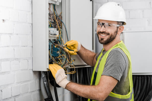 Best Electrical Troubleshooting Services  in Escanaba, MI