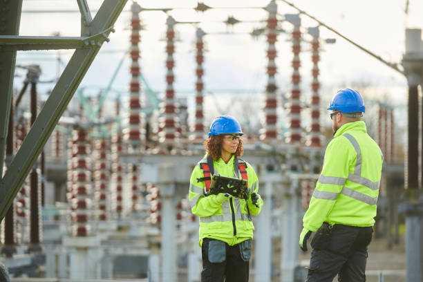 Best Electrician for Home Renovation  in Escanaba, MI